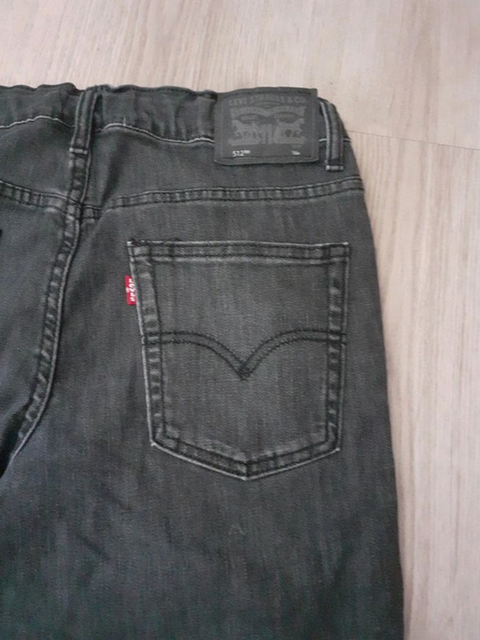 Jean Levi's 512 - photo numéro 3