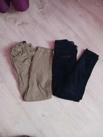 Lot de 2 pantalons 7 ans