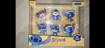 Coffret Figurines stitch en métal