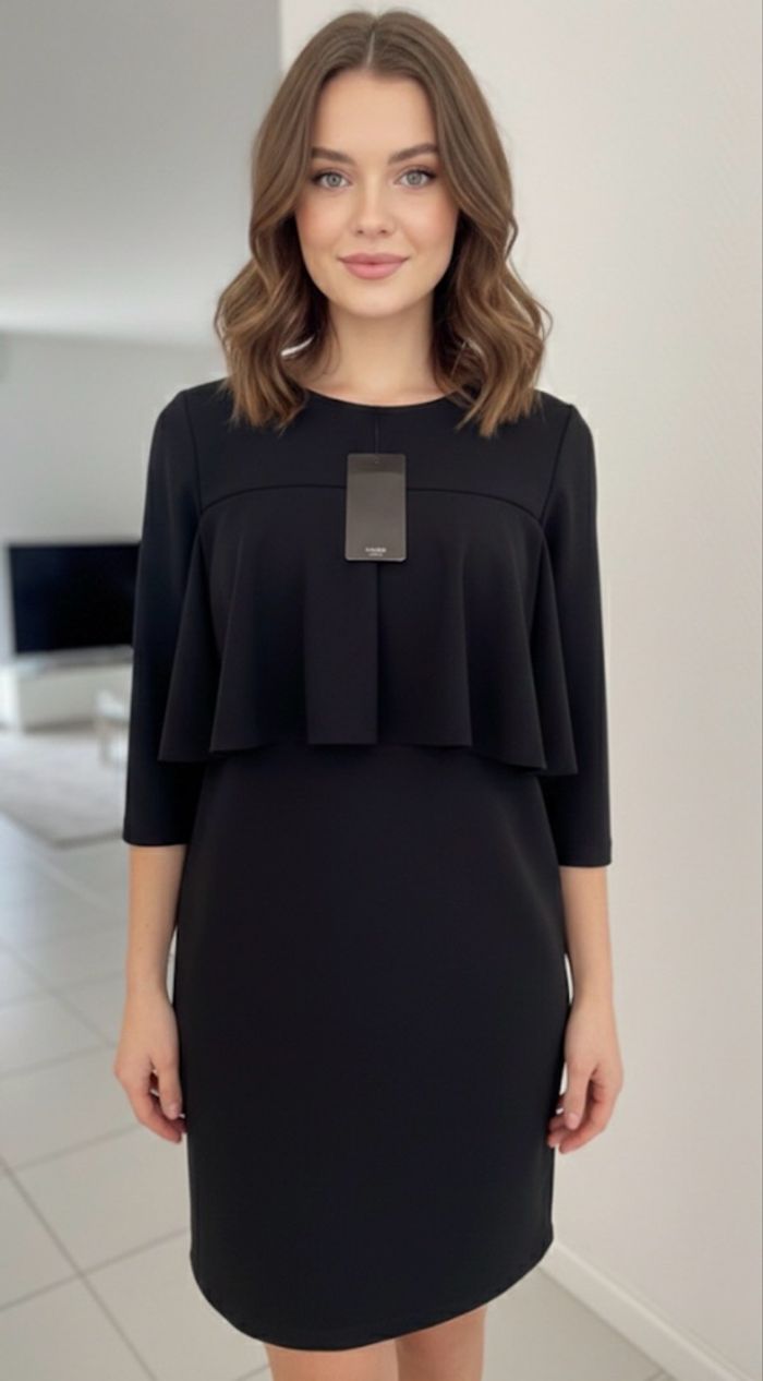 Robe noire Mango taille S neuf