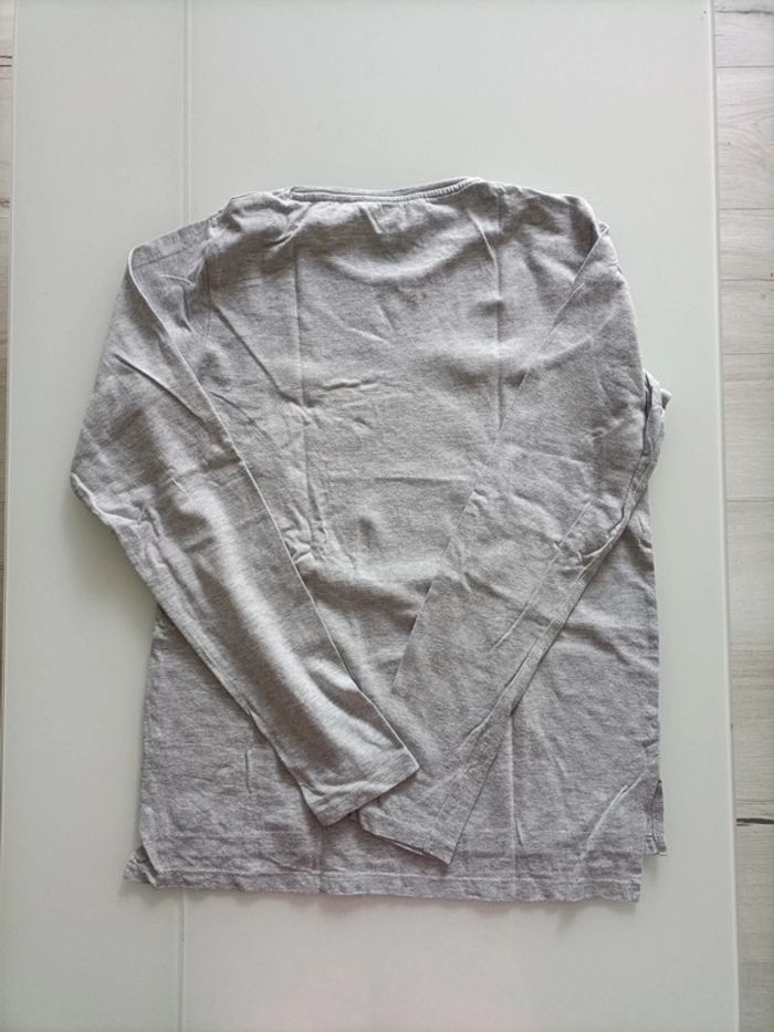 T shirt gris - photo numéro 4