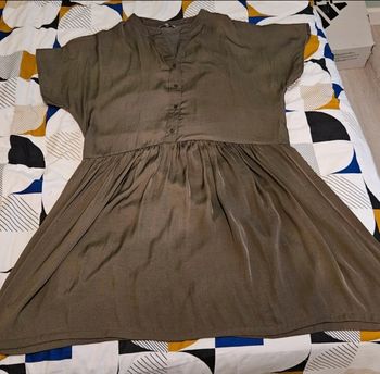 Robe Kaki 💚