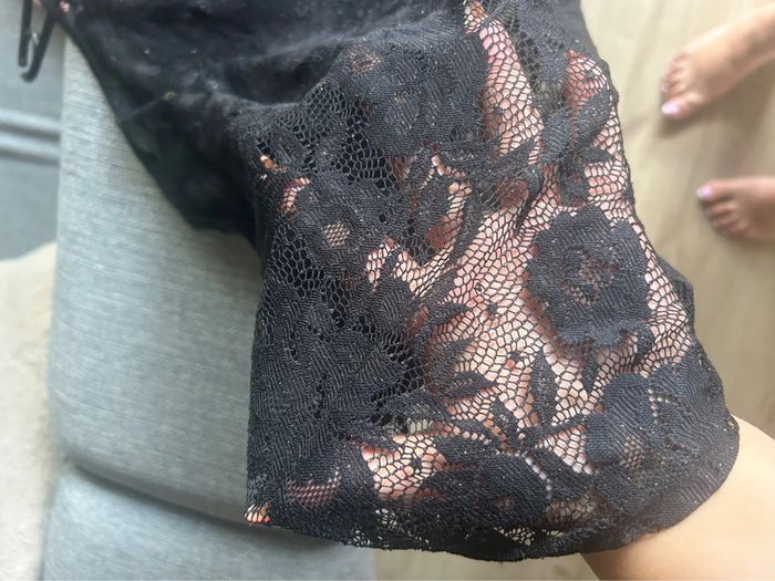 Débardeur noir dentelle transparent taille 42-44 - photo numéro 3