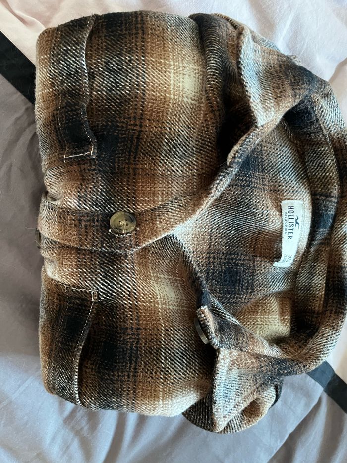 Sur chemise hollister - photo numéro 4