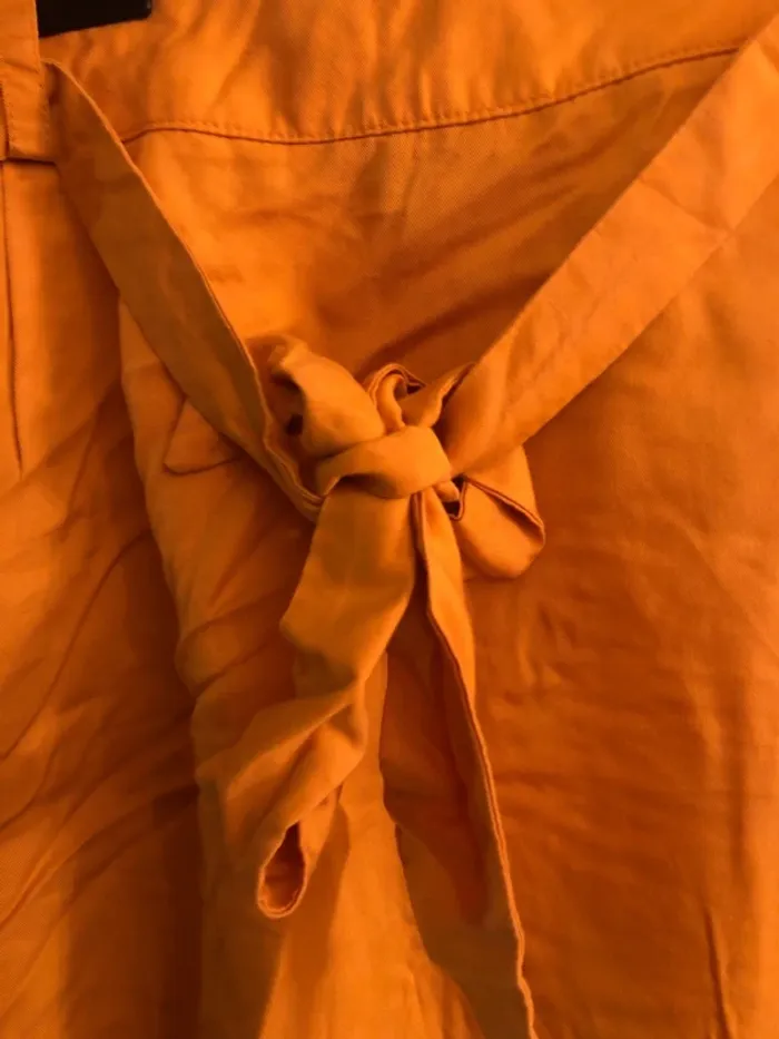 Jupe jaune - photo numéro 4