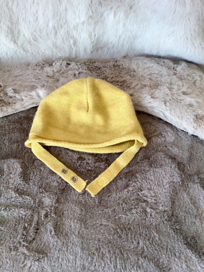 Bonnet Kiabi baby taille 45 soit 6/9 mois (1123)