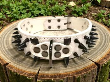 Collier chien à pics NEUF taille M – collier design cuir PU argenté gris style molosse