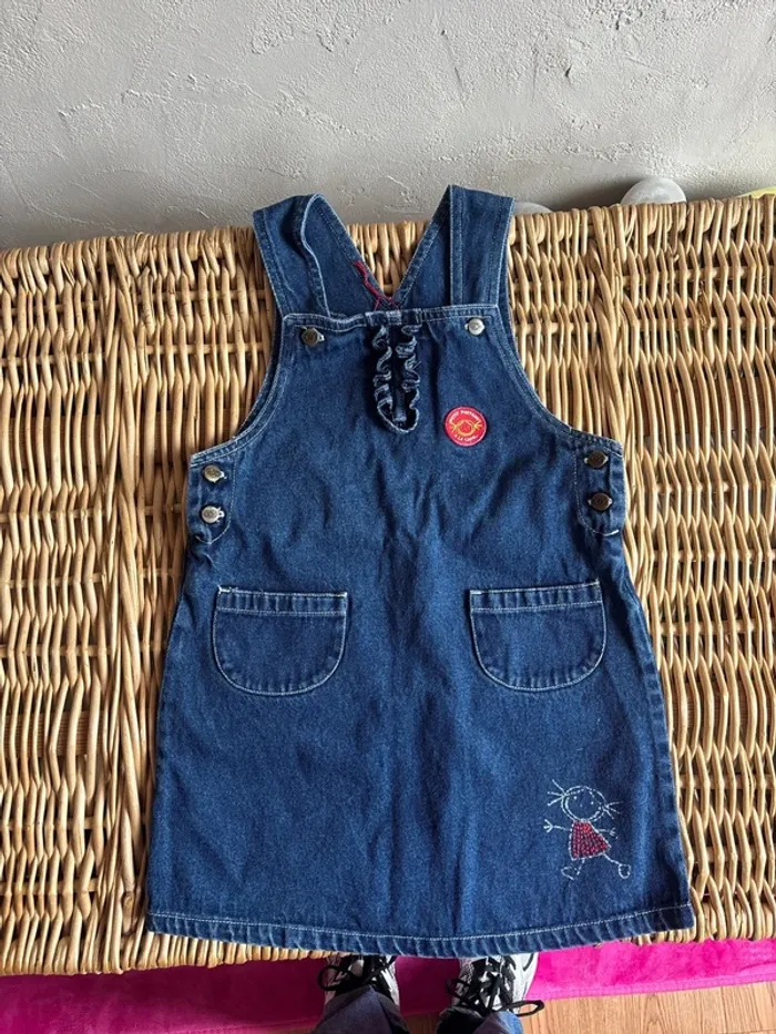 Robe en jean fille 3ans neuf sans étiquette