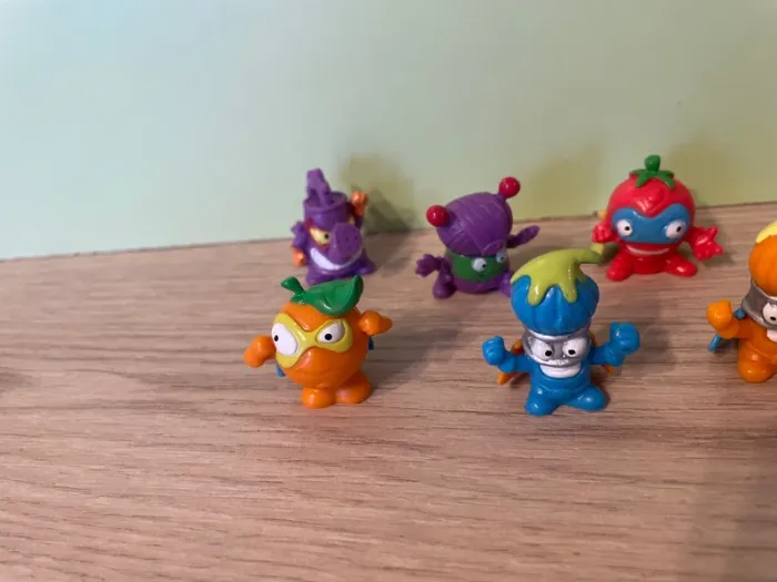 Lot de figurines SuperZings - photo numéro 2