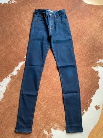 Levis taille haute