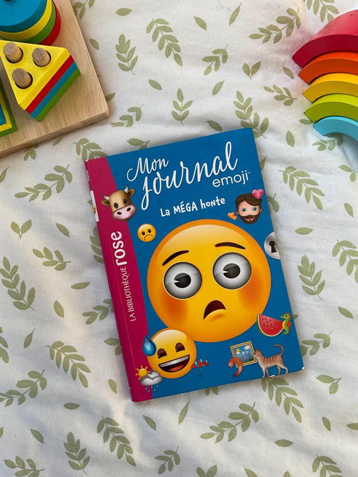 livre bibliothèque rose mon journal emoji la méga honte tome 5 - photo numéro 2