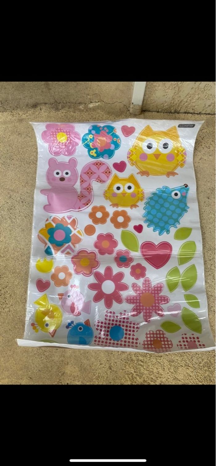 Stickers pour décoration mur enfants neuf - photo numéro 3