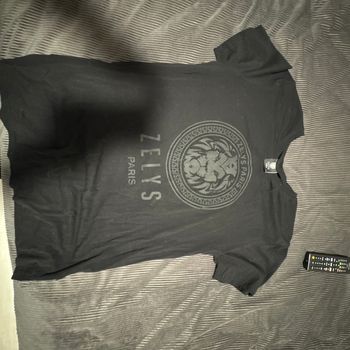 TEE shirt zelys