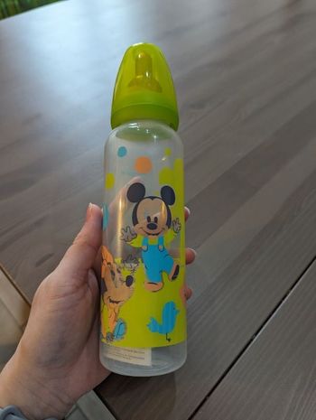 1 Biberon Mickey et Minnie Disney 330 ml. Marque Tigex. NEUF