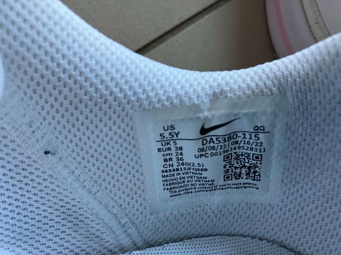 Basket Nike femme pointure 38 - photo numéro 5