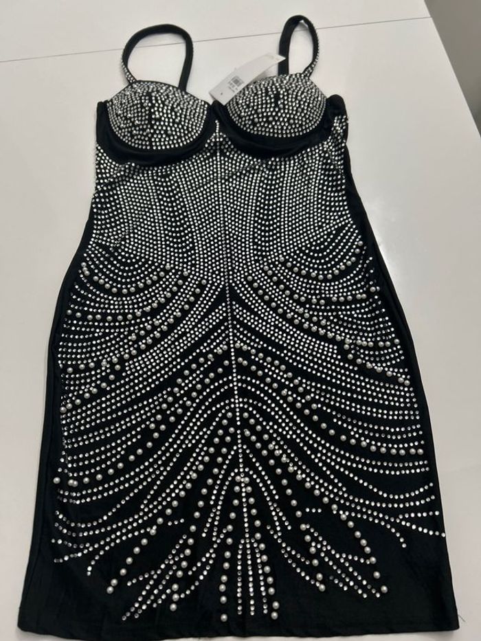 Vestido de noche de piedras