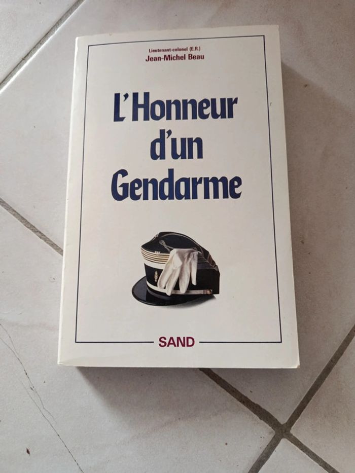 Livre L'honneur d'un gendarme