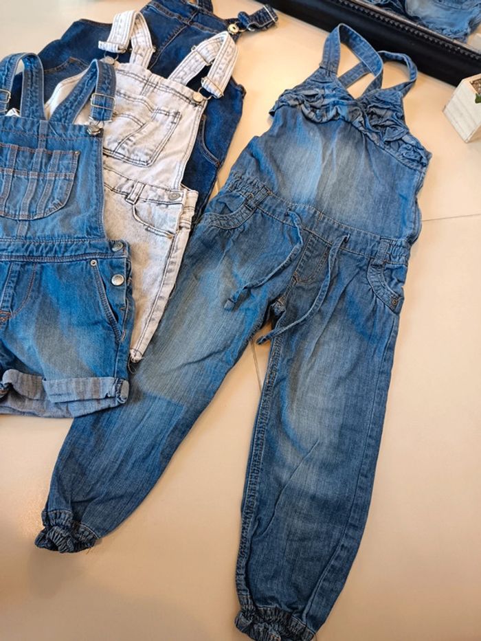 Lot jeans 5/6ans - photo numéro 2