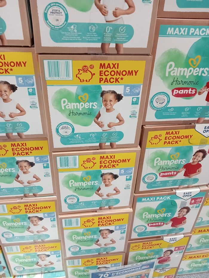 Couches Pampers - photo numéro 4