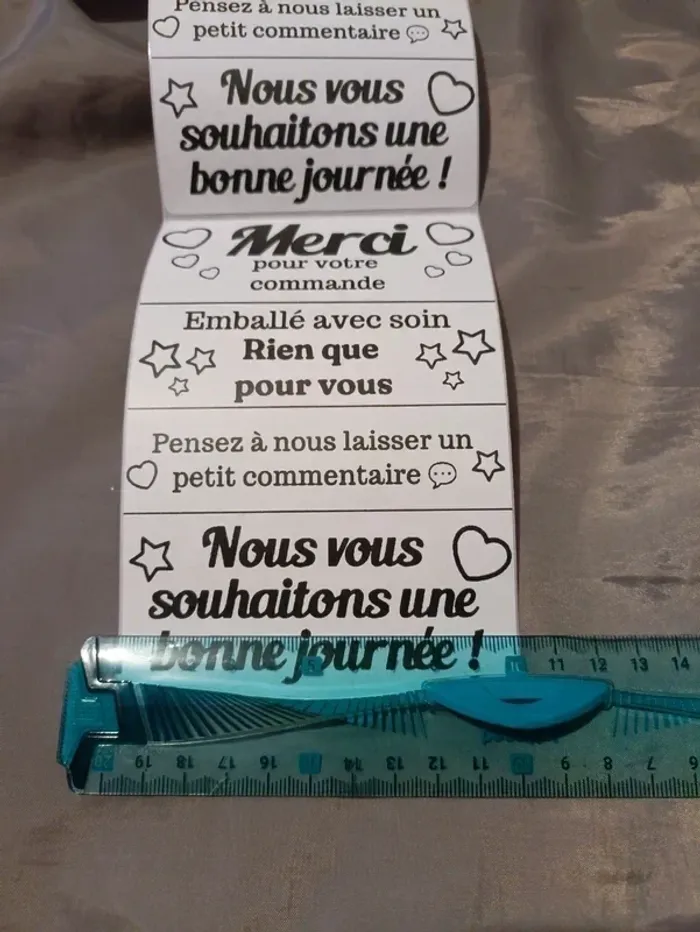 Lot de 30 très grandes étiquettes “Merci pour votre commande Bonne journée” 10×15 cm - photo numéro 2