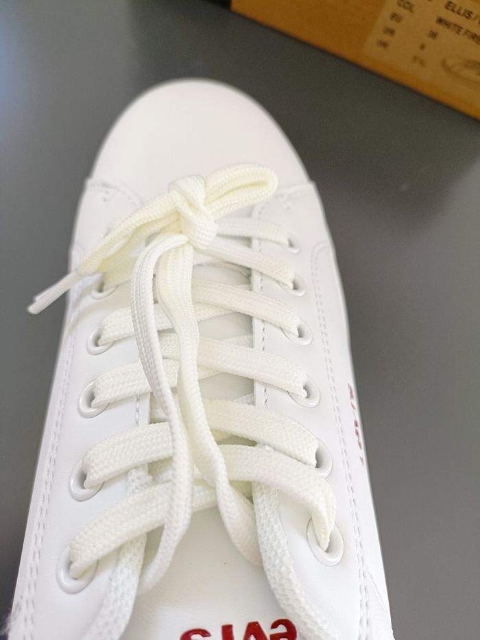 Baskets Levi’s Ellis – Neuves – Taille 36 - photo numéro 10