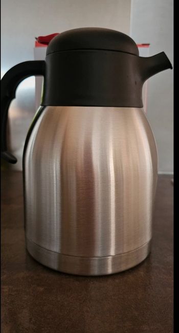 Pichet isotherme 1,5L neuf