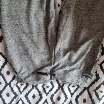 Jogging Décathlon neuf sans étiquette gris xl