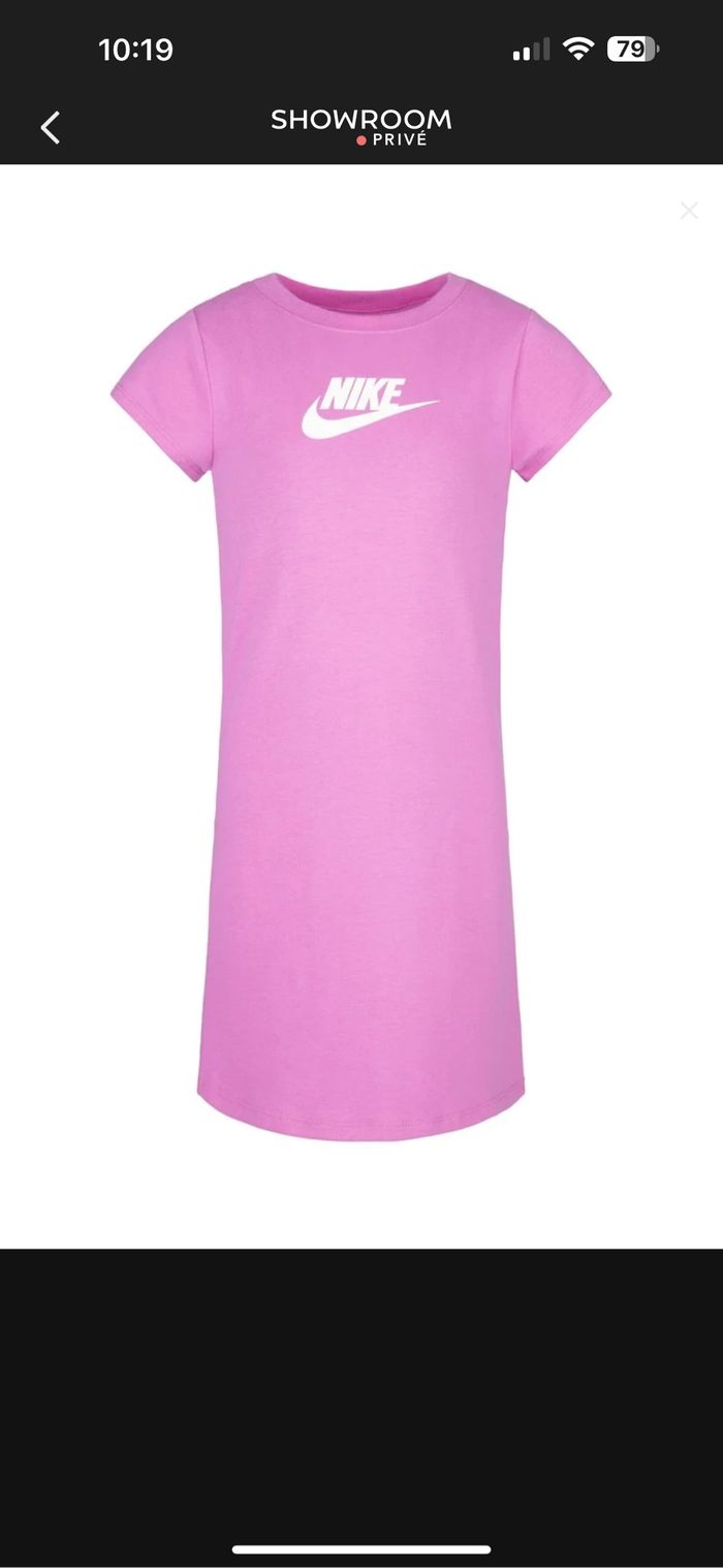 Robe t shirt Nike neuve - photo numéro 3