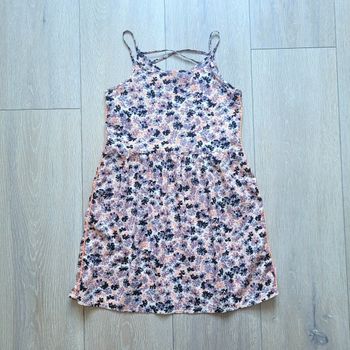 Très jolie robe légère et fluide. Fille 8 ans. Marque Le temps des cerises