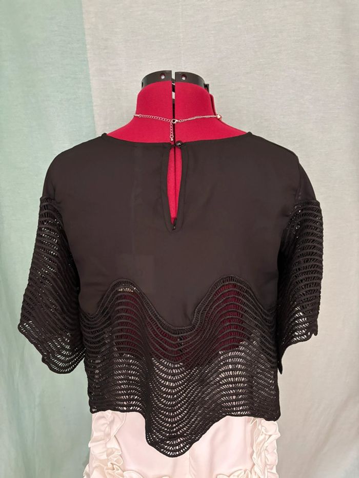 Magnifique blouse noire loose bi-matière bas et manches en crochet - photo numéro 2