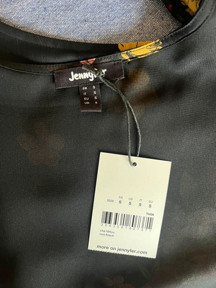 Blouse fleurie chic neuve avec étiquette - photo numéro 11