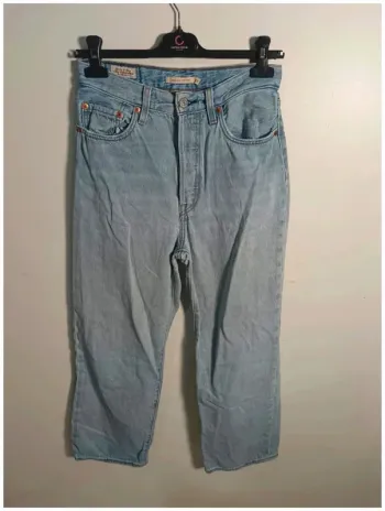 C11 jeans bleu Levi's W27