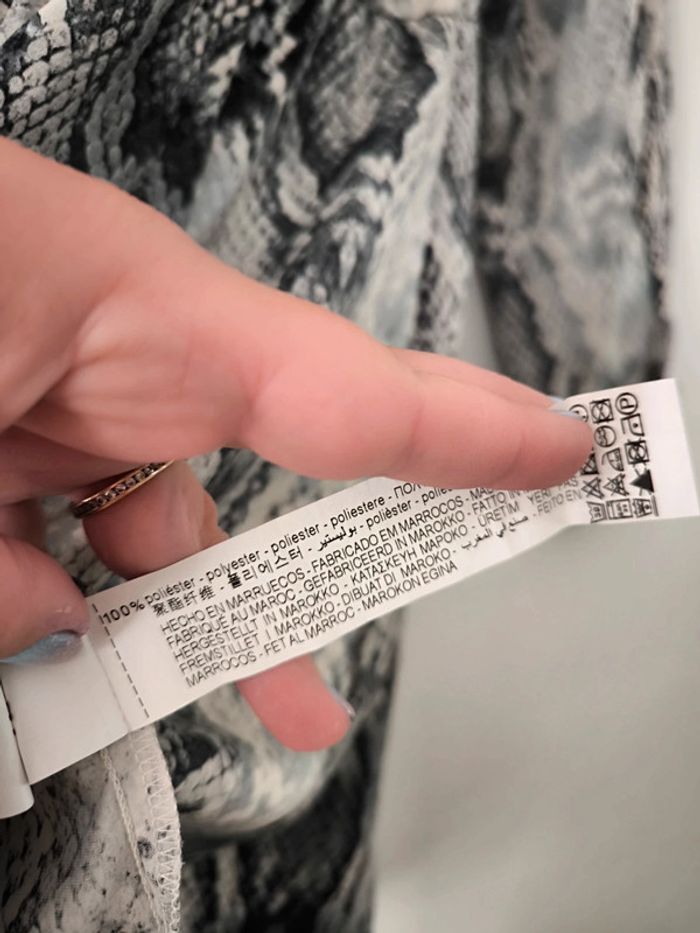 Robe Zara basic imprimé python taille xs - photo numéro 4