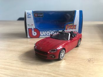 Miniature burago Fiat 124 cabriolet