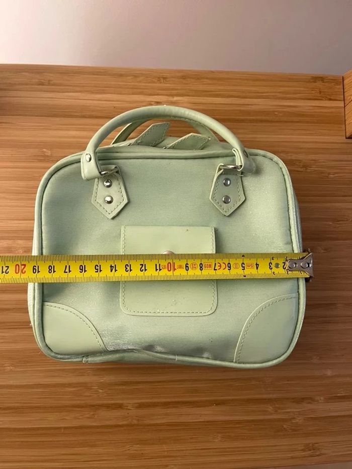 trousse de toilette