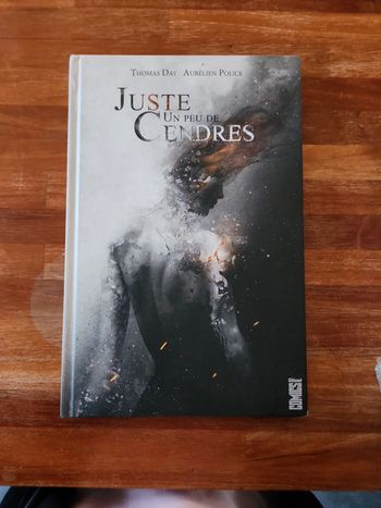 Bande dessinée : Juste un peu de cendres