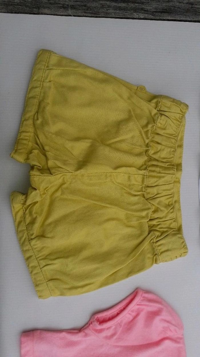 Lot de 4 articles T 2 ans - photo numéro 8