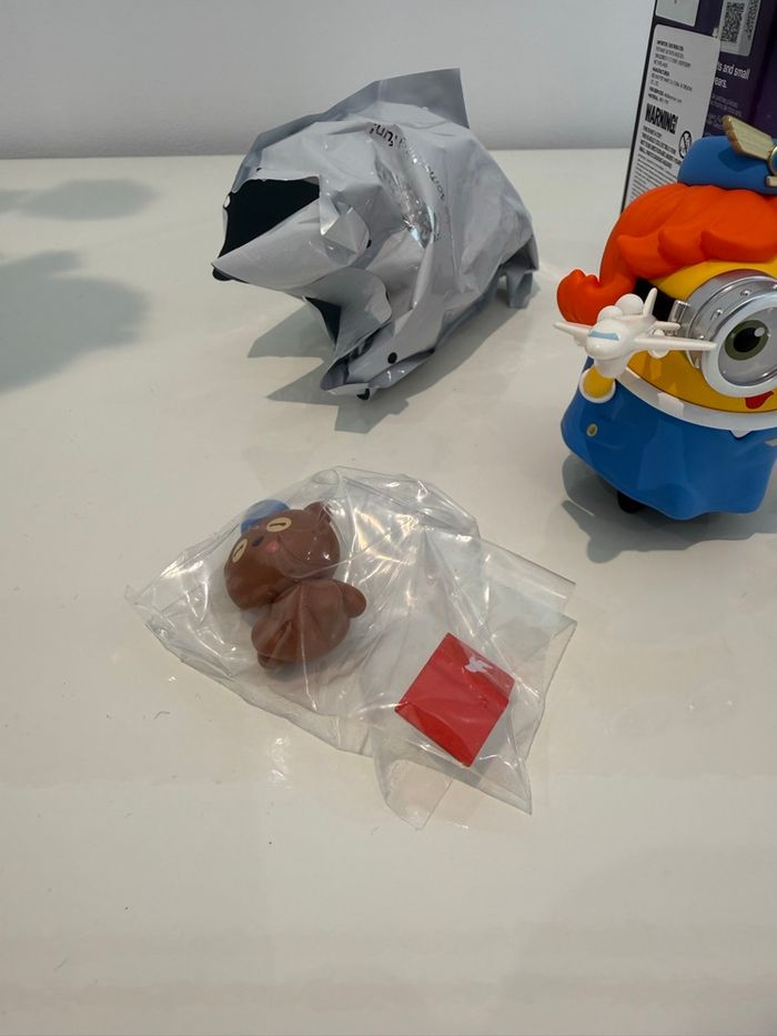 Bob Minions Airplane Safety - Bedtime Stories Pop Mart - photo numéro 2