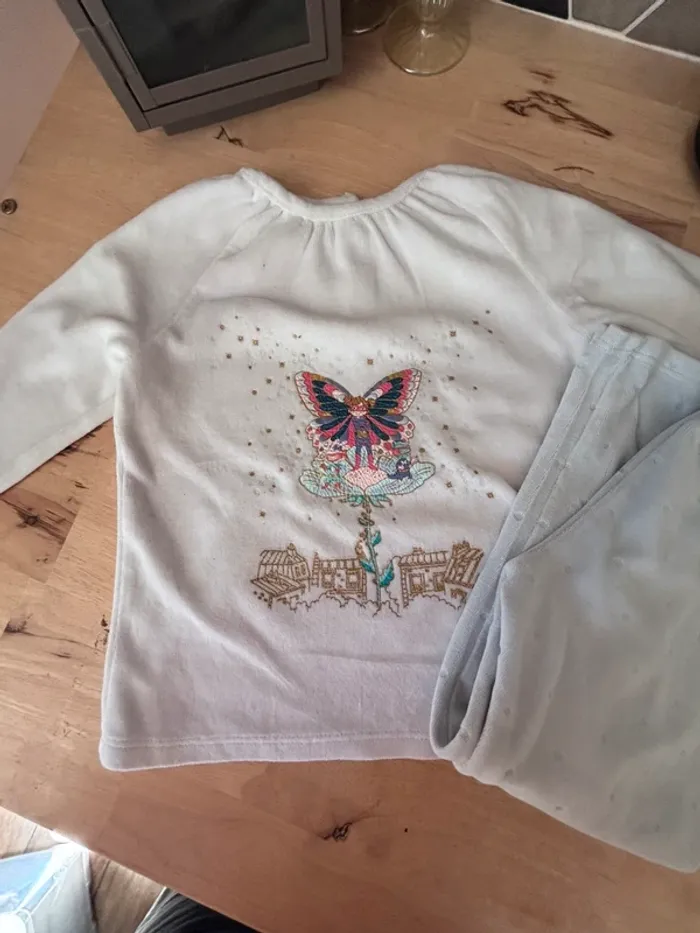🤍 Pyjama en velour • Sergent Major • 5 ans - photo numéro 3