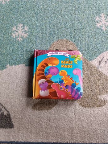 Livre les bébés dinos