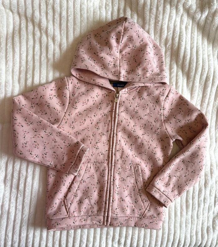Gilet chaud à motif fleurs Okaïdi