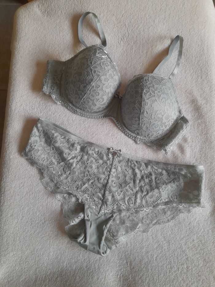 Ensemble taille 100B / M