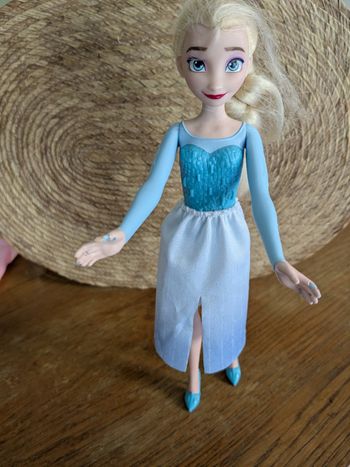 Poupée reine des neiges