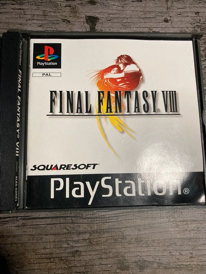 Final Fantasy VIII Jeu PS1 Complet Version Allemande Sony - photo numéro 5