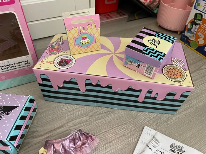 Poupée lol surprise big bb  bon bon - photo numéro 3