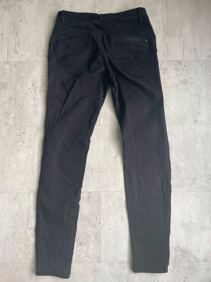 Jeans push up noir - photo numéro 4