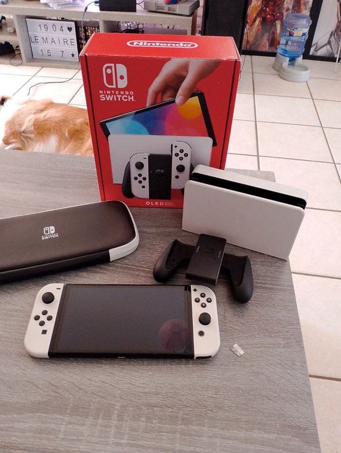 Nintendo Switch Oled Blanche - photo numéro 4