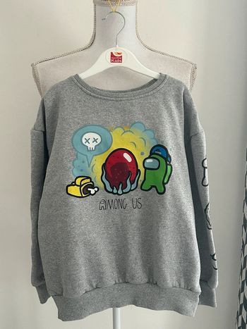 Sweat manches longues Among Us taille 8 ans