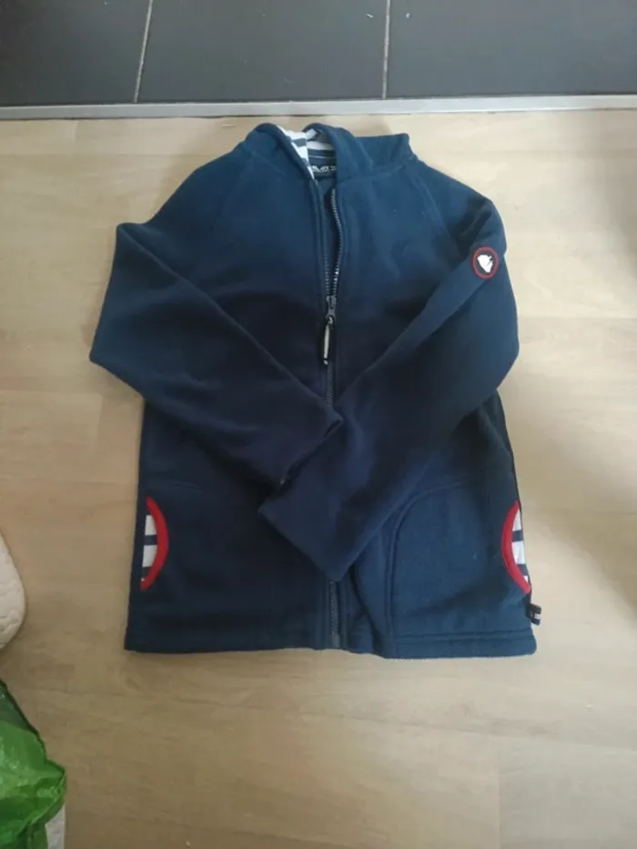 Veste à capuche hublot
