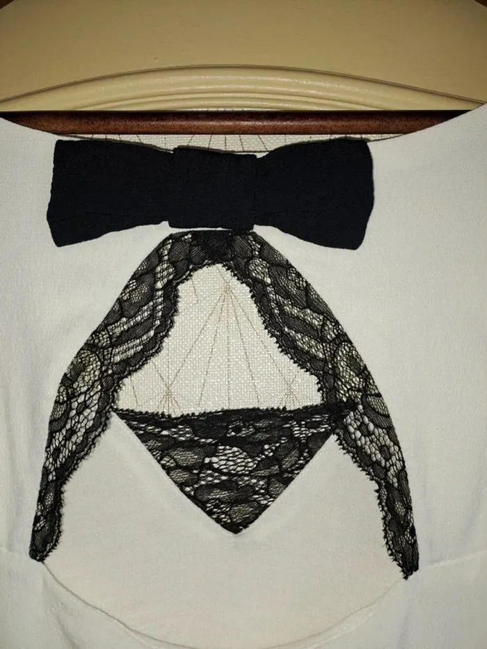 Jolie blouse femme etam M tbe noir et blanche sexy tbe 1 micro trou réparé - photo numéro 2